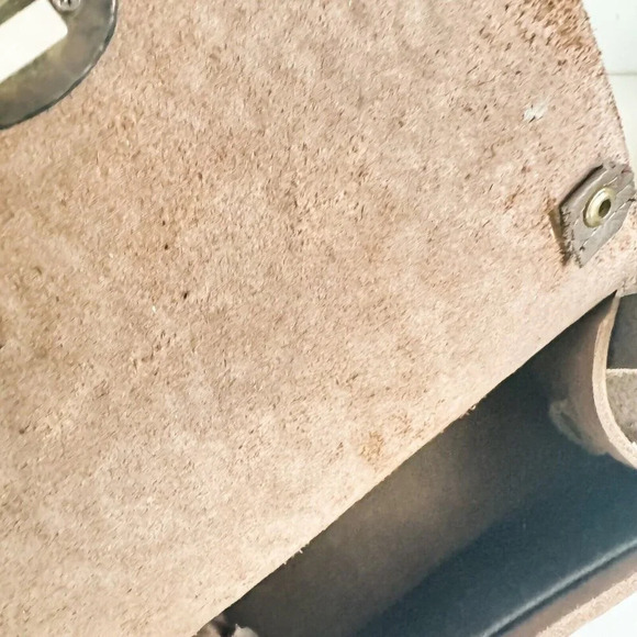 Vintage Hand Tooled Dark Brown Small Oval Crossbody Bag - Picture 5 of 8